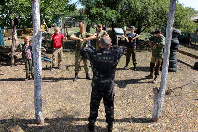 На Ставрополье сотрудники СОБР поддержали акцию «День спорта с Росгвардией»