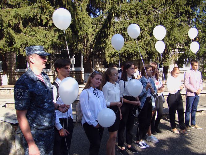 На Ставрополье росгвардейцы поддержали акцию  «Вместе против террора»