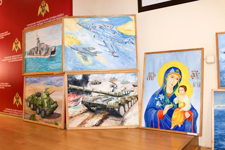 В рамках фестиваля Росгвардии «Безопасный город» в Ставрополе состоялась выставка картин юных художников