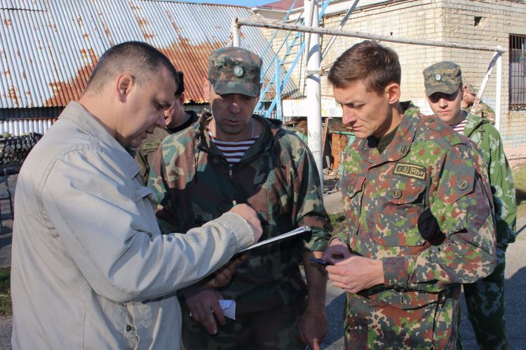 В Ставрополе росгвардейцы одержали абсолютную победу в турнире по пейнтболу, посвященном Дню военного разведчика