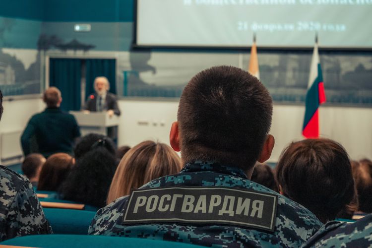 В Ставрополе росгвардейцы обсудили вопросы влияния межконфессиональных отношений на общественную безопасность в регионе