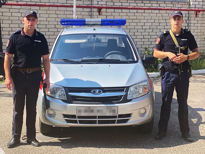 В Пятигорске сотрудники вневедомственной охраны Росгвардии нашли потерявшегося ребенка