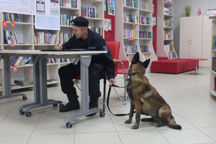 Инженерно-технические группы ОМОН Управления Росгвардии по Ставропольскому краю обследовали избирательные участки (ВИДЕО)