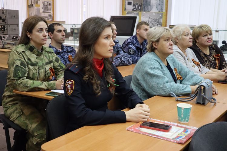 Сотрудники Росгвардии стали участниками международного телемоста в Ставрополе
