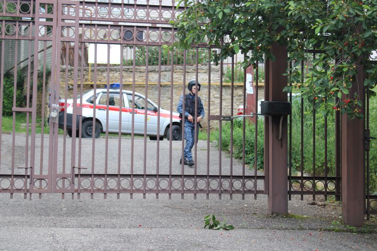 В Кисловодске росгвардейцы приняли участие в тактико-специальных занятиях на охраняемом объекте