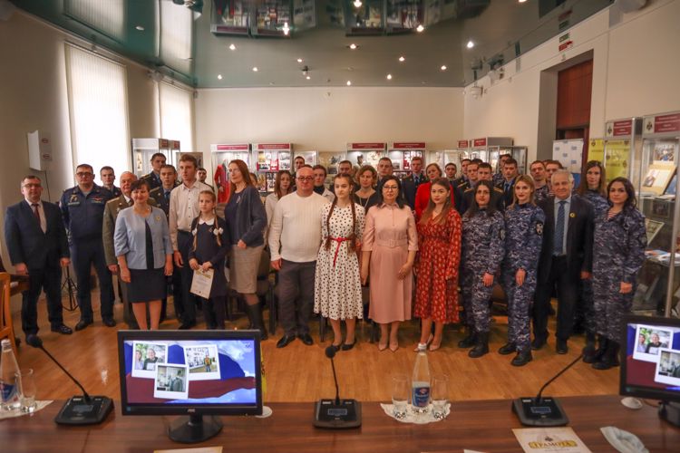 В Ставрополе росгвардейцы стали участниками круглого стола ко Дню защитника Отечества 