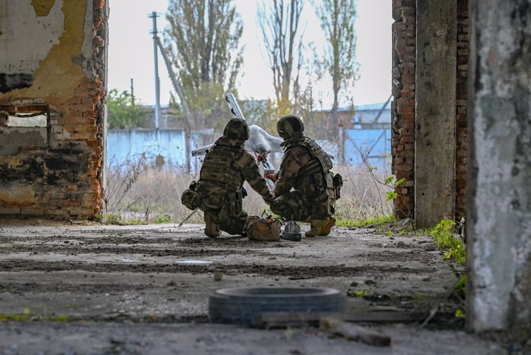 ДИРЕКТОР РОСГВАРДИИ ПОЗДРАВИЛ АВИАТОРОВ ВЕДОМСТВА С 45-ЛЕТИЕМ ОБРАЗОВАНИЯ АВИАЦИИ ВОЙСК НАЦИОНАЛЬНОЙ ГВАРДИИ