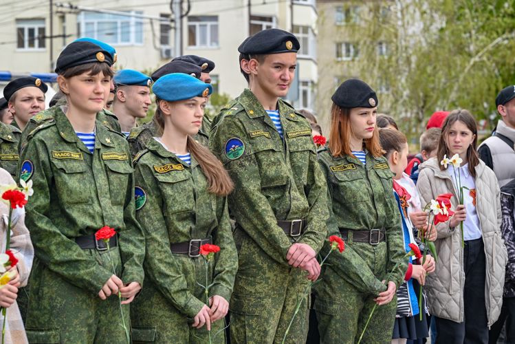 В Ставрополе росгвардейцы почтили память ликвидаторов последствий аварии на Чернобыльской АЭС