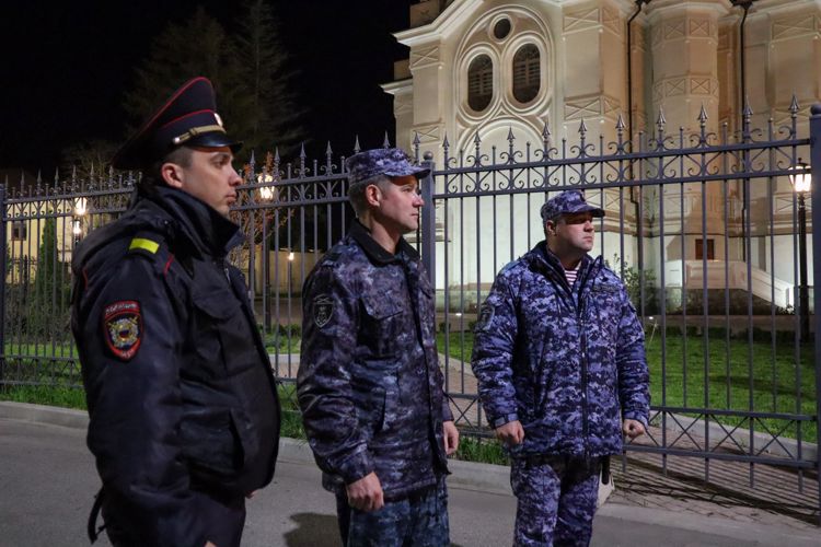 На Ставрополье сотрудники Росгвардии обеспечили правопорядок во время празднования Пасхи
