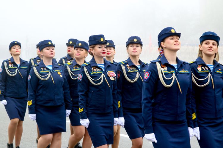 В Ставрополе начальник краевого Управления Росгвардии принял участие в праздничных мероприятиях Дня Победы