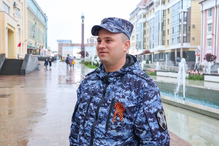 В Ставрополе росгвардейцы приняли участие в обеспечении правопорядка в День Великой Победы 