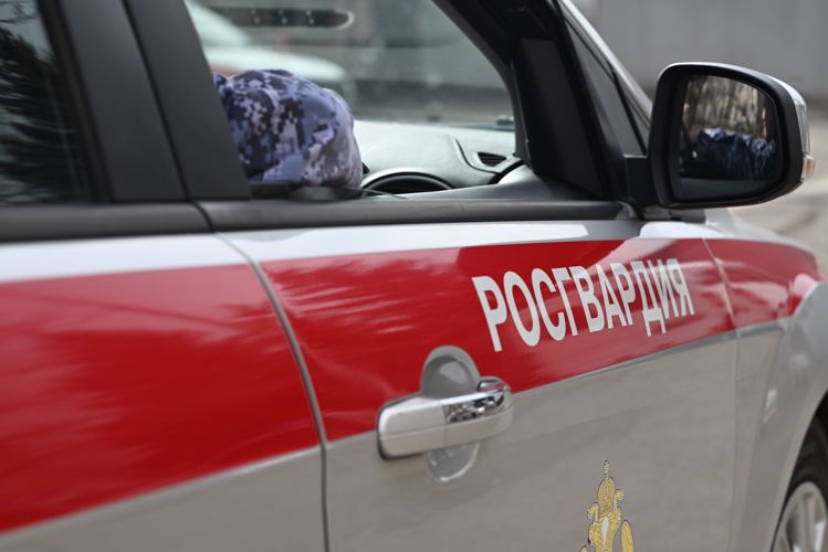 Патруль Росгвардии задержал в Пятигорске мужчину, который шесть лет уклонялся от ареста