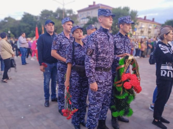 На Ставрополье сотрудники Росгвардии приняли участие в акции «Огни памяти — 2023»
