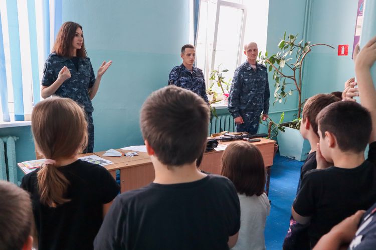 На Ставрополье проходит акция «Каникулы с Росгвардией»