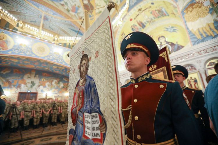 В День крещения Руси в главном храме Росгвардии прошло праздничное богослужение