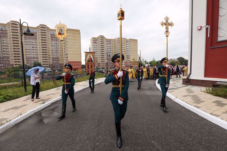 В День крещения Руси в главном храме Росгвардии прошло праздничное богослужение