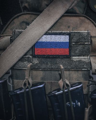 Росгвардейцы Ставрополья приняли участие в онлайн-флешмобе «Цвета российского флага»