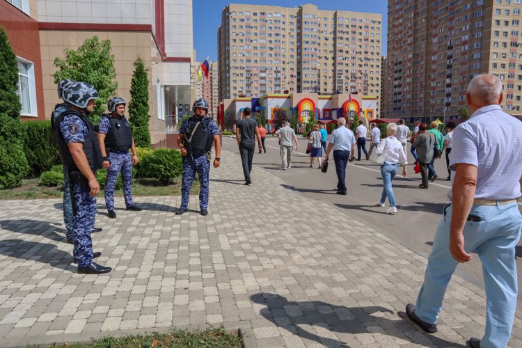 В Ставрополе росгвардейцы приняли участие во всероссийских учениях по антитеррористической защищенности