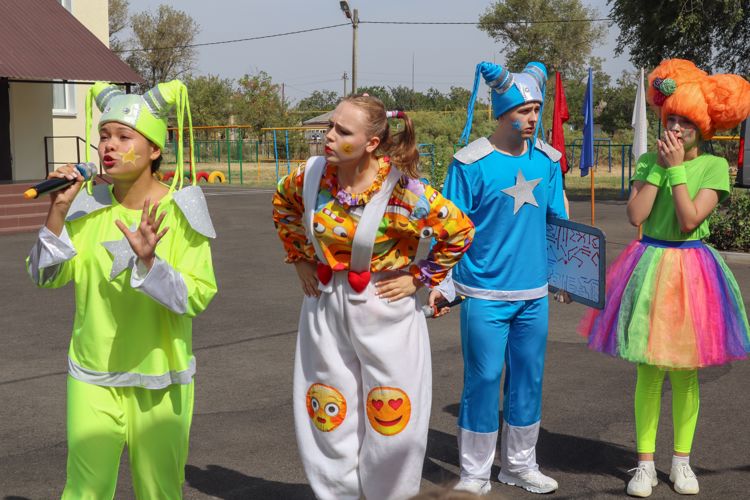 На Ставрополье росгвардейцы поздравили подшефных учеников с Днем знаний