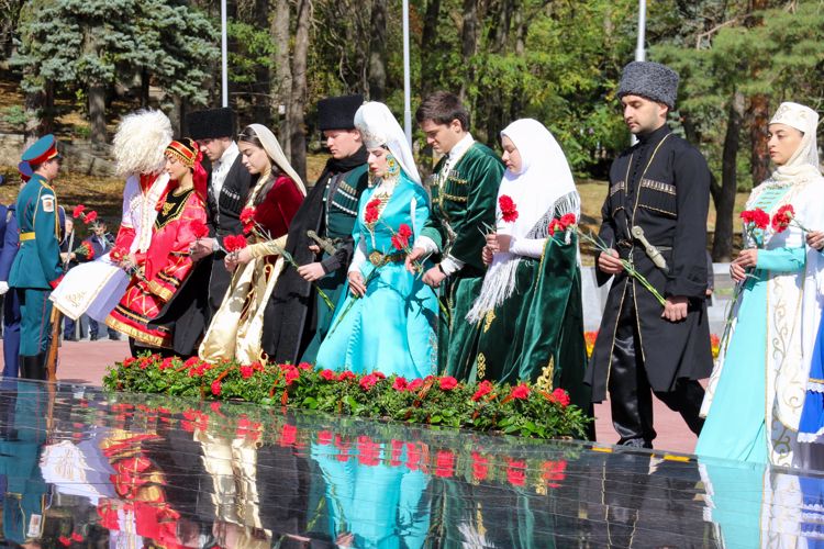 В Ставрополе сотрудники Росгвардии приняли участие в мероприятиях, посвященных 80-летию окончания Битвы за Кавказ