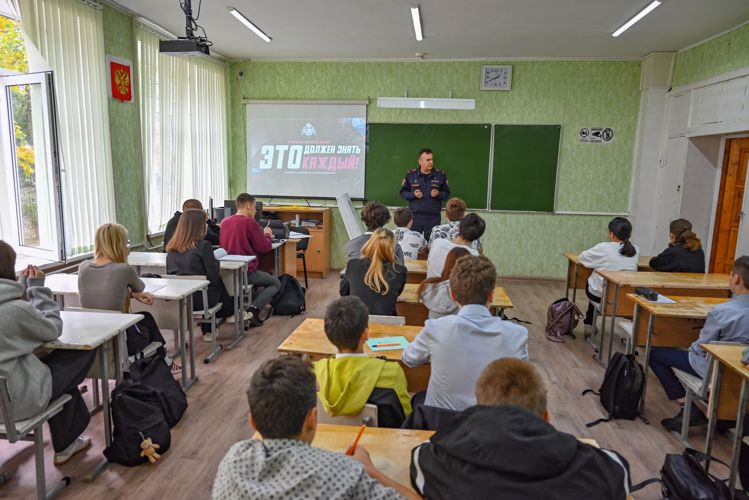 Ставропольские росгвардейцы поддержали профилактическую акцию «Это должен знать каждый»
