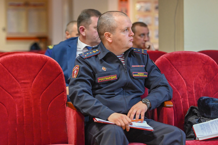 В Управлении Росгвардии по Ставропольскому краю подвели итоги работы с руководителями подразделений охраны