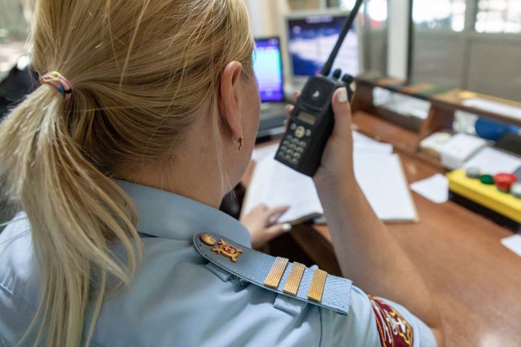 Сотрудники Росгвардии помогли вернуться к родным потерявшемуся в Кисловодске ребенку