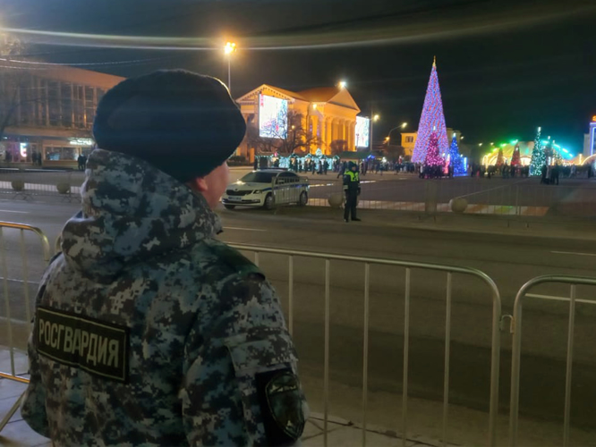 В новогоднюю ночь сотрудники Росгвардии обеспечили безопасность граждан на Ставрополье