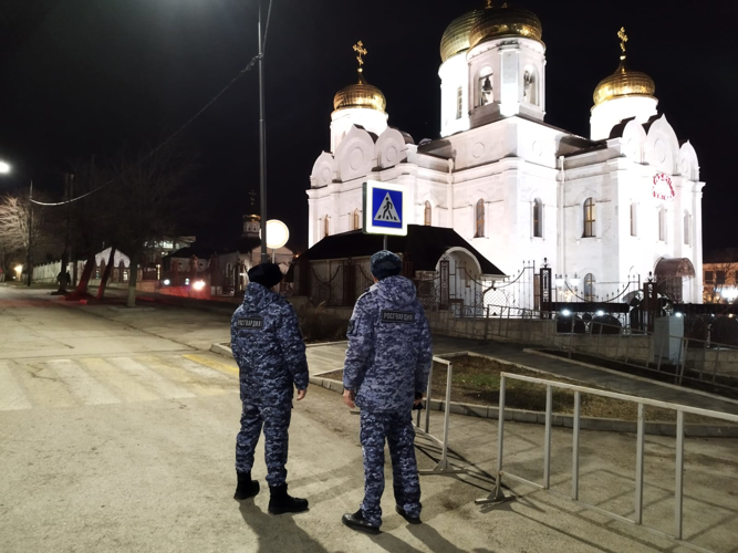 На Ставрополье сотрудники Росгвардии обеспечили правопорядок в Рождество Христово