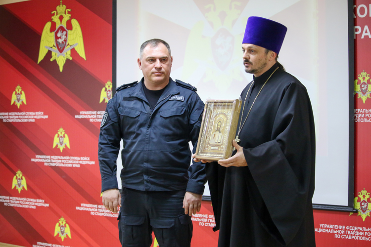 В Управлении Росгвардии по Ставропольскому краю прошло торжественное мероприятие, посвящённое Дню войск национальной гвардии