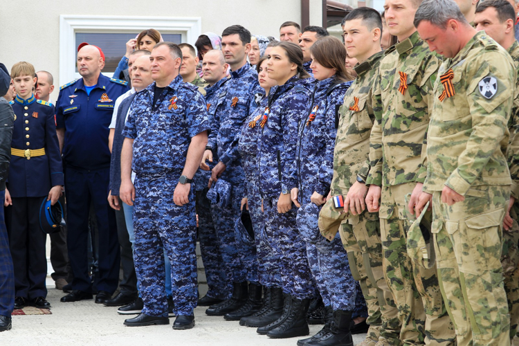 В Ставропольском крае начальник Управления Росгвардии принял участие в церемонии закладки храма 