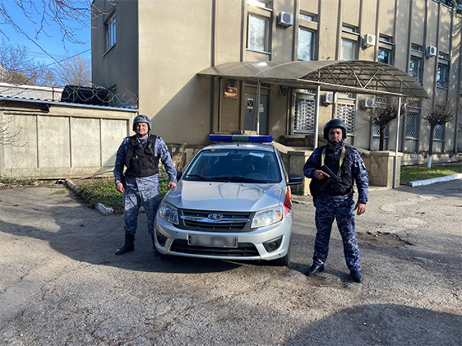  Росгвардейцы задержали хулигана с арбалетом в Кисловодске