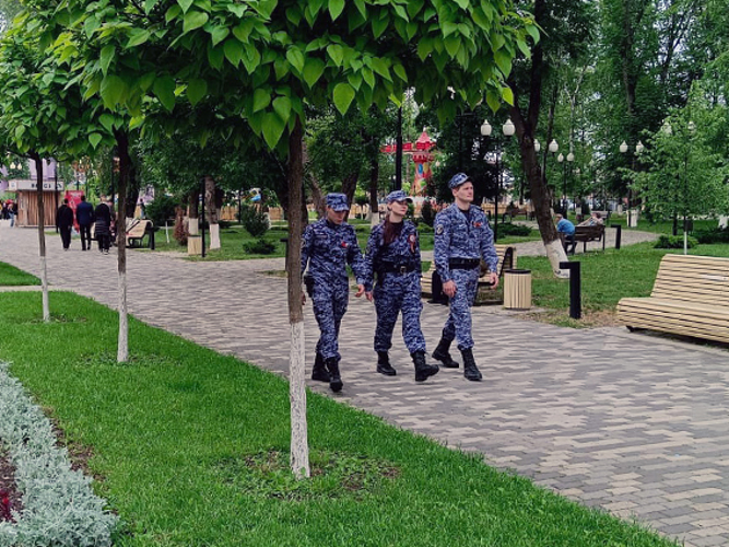 На Ставрополье росгвардейцы обеспечили безопасность  во время празднования Дня Победы