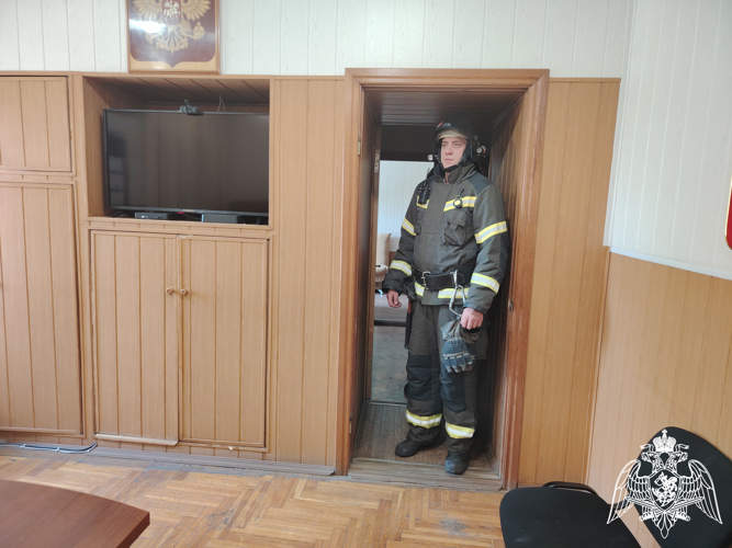 Совместные учения сотрудников Росгвардии и МЧС прошли в Кисловодске