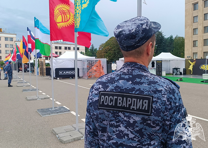  В Ставрополе сотрудники Росгвардии обеспечивают правопорядок и безопасность Гранд-финала международного конкурса «Кардо»