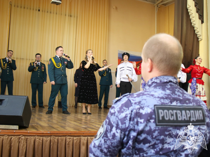 Гастрольный тур ансамбля песни и пляски Северо-Кавказского ордена Жукова округа Росгвардии прошел на Ставрополье