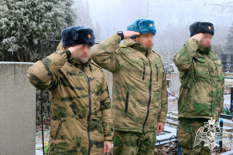 В Ставрополе росгвардейцы почтили память Героя России майора Владимира Нургалиева