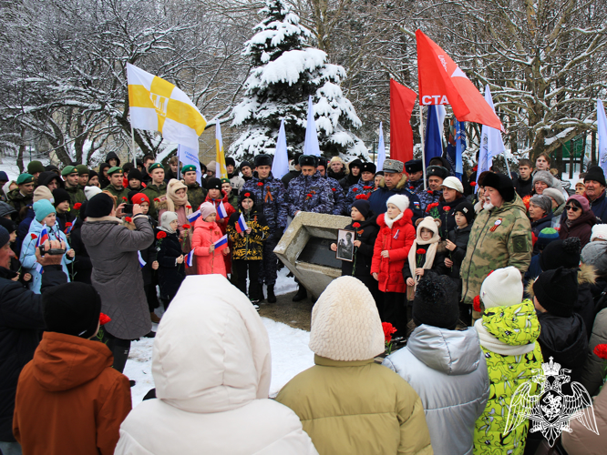 Росгвардейцы приняли участие в митинге, посвященном 82-й годовщине освобождения Ставрополя