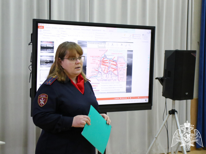 В Ставрополе росгвардейцы поддержали всероссийскую акцию «Блокадный хлеб» 