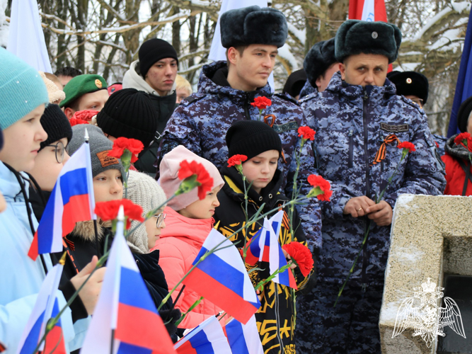Росгвардейцы приняли участие в митинге, посвященном 82-й годовщине освобождения Ставрополя