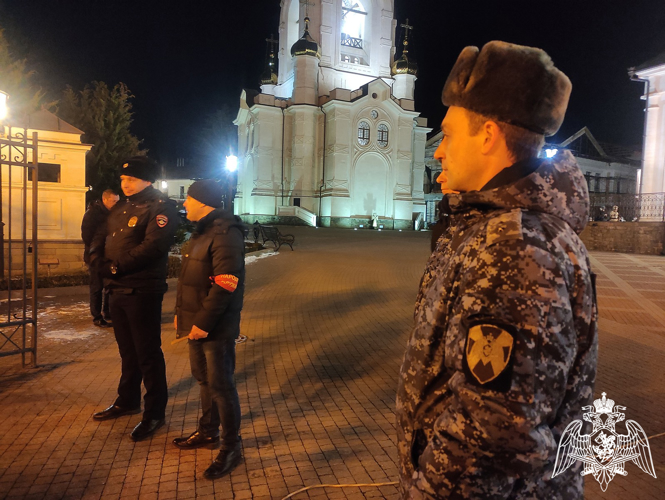 Росгвардейцы  обеспечили общественную безопасность в рождественский сочельник
