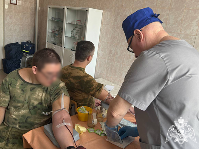 Акцию «От сердца к сердцу» поддержали росгвардейцы в Ставрополе