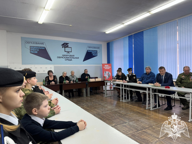 В Кисловодске  росгвардейцы приняли  участие в открытии «Парты Героя»