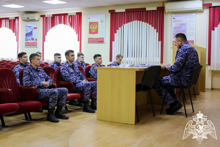 На Ставрополье офицеры Росгвардии проводят агитационно - просветительские мероприятия