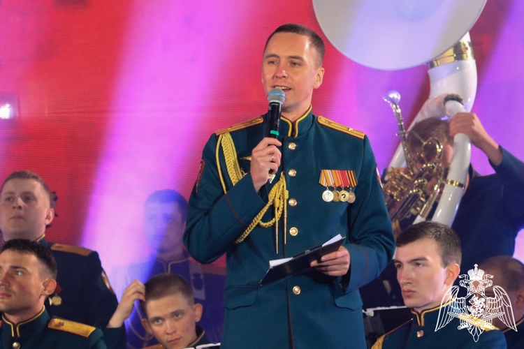 Оркестр Росгвардии выступил на фестивале «Российская школьная весна» в Ставрополе