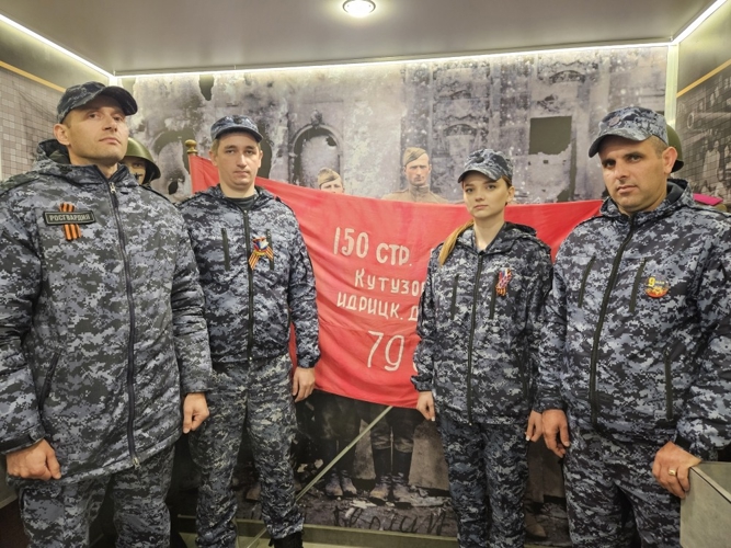 В Ставрополе росгвардейцы посетили передвижной музей «Поезд Победы»