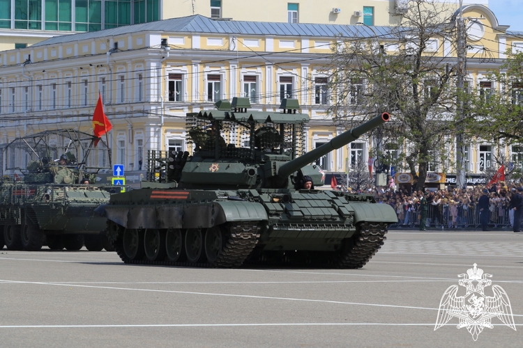 В Ставрополе начальник краевого Управления Росгвардии принял участие в праздничных мероприятиях Дня Победы