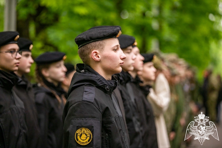Команда подшефного класса Росгвардии заняла призовые места в военно-спортивной игре «Зарница 2.0» на Ставрополье