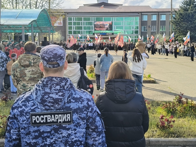 На Ставрополье сотрудники Росгвардии приняли участие в патриотическом автопробеге 