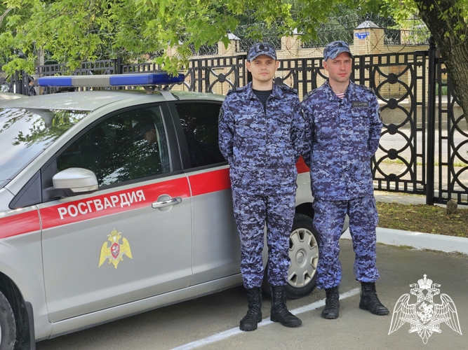 В Ставрополе сотрудники Росгвардии пресекли кражу в торговом центре